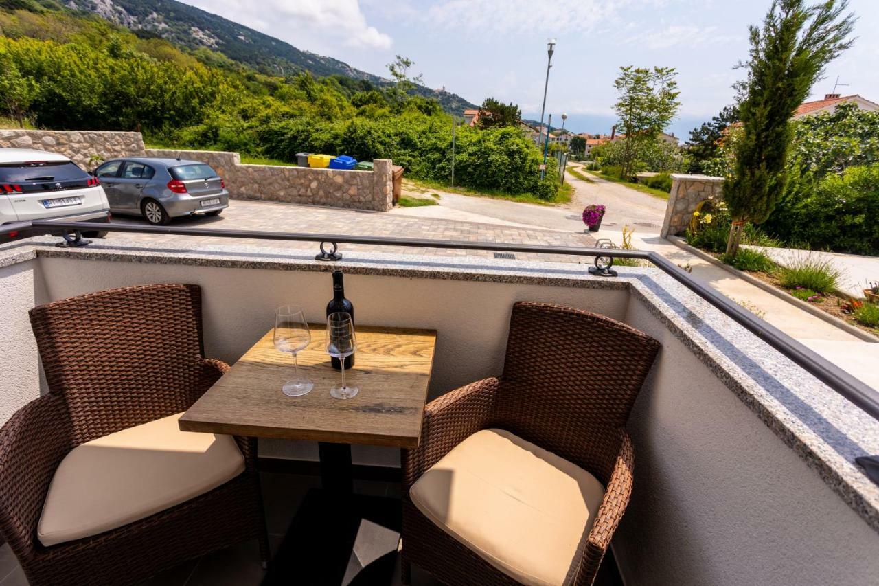 Bed & Breakfast Dosen IV Baška Exteriör bild